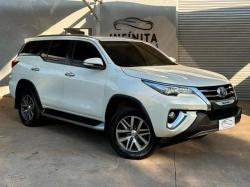 TOYOTA Hilux SW4 2.8 4P SRX 4X4 TURBO DIESEL AUTOMTICO