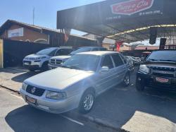 VOLKSWAGEN Santana 1.8 MI 4P