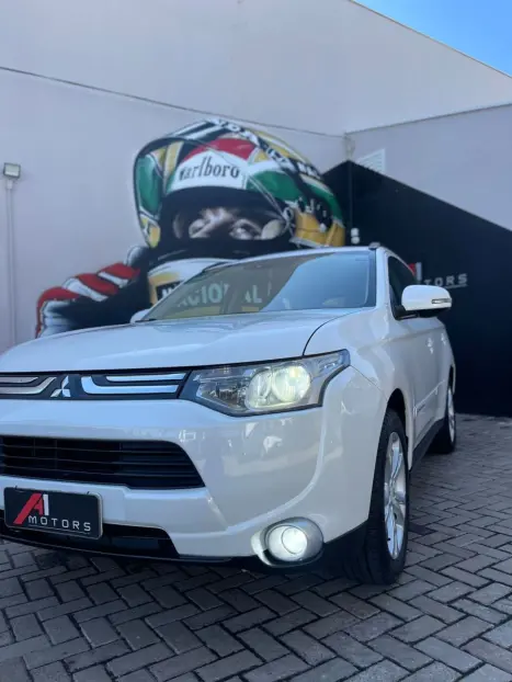 MITSUBISHI Outlander 2.0 16V 4P AUTOMTICO, Foto 7