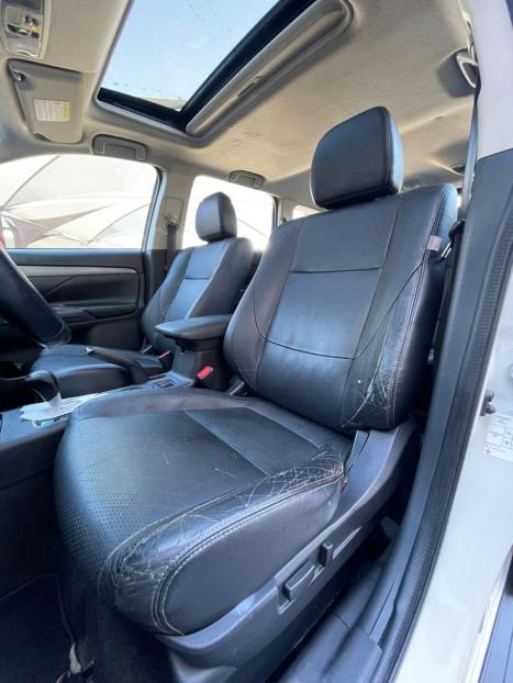 MITSUBISHI Outlander 2.0 16V 4P AUTOMTICO, Foto 11