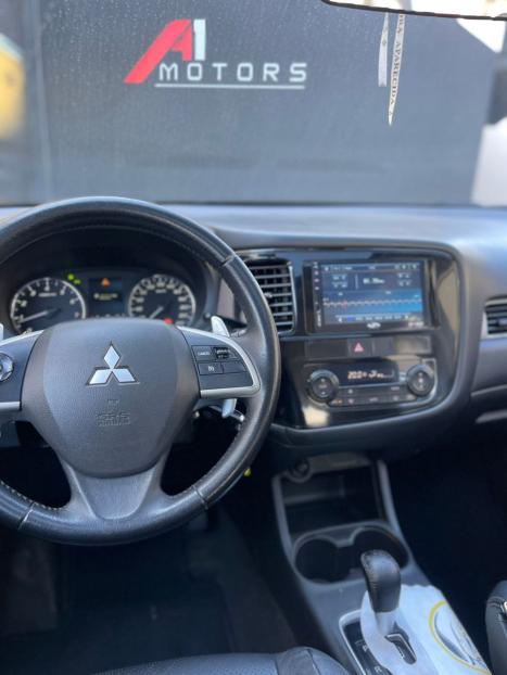 MITSUBISHI Outlander 2.0 16V 4P AUTOMTICO, Foto 17