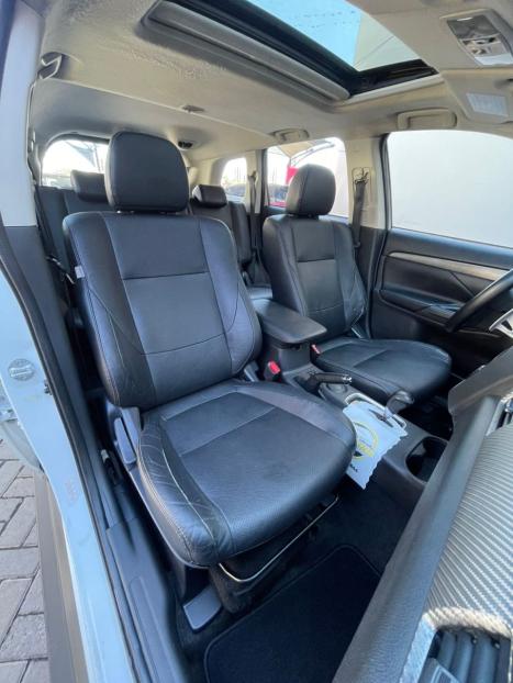 MITSUBISHI Outlander 2.0 16V 4P AUTOMTICO, Foto 23