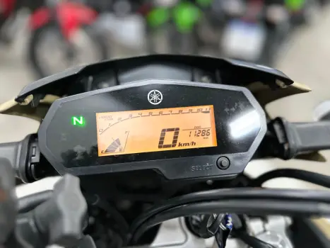 YAMAHA XTZ 250 LANDER, Foto 3