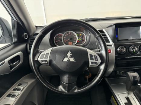 MITSUBISHI Pajero Dakar 3.2 16V 4P HPE 4X4  7 LUGARES TURBO INTECOOLER DIESEL AUTOMTICO, Foto 7