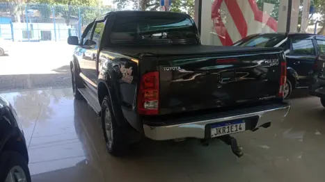 TOYOTA Hilux Caminhonete 3.0 4P 4X4 SRV TURBO DIESEL CABINE DUPLA AUTOMTICO, Foto 3