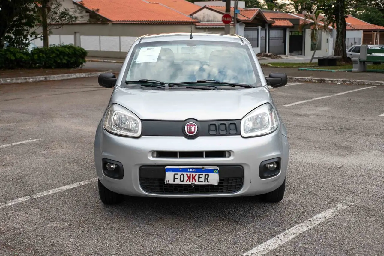 Fiat uno 1.0 4p Flex Attractive 2016