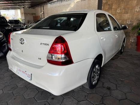 TOYOTA Etios Sedan 1.5 16V 4P FLEX XLS AUTOMTICO, Foto 6