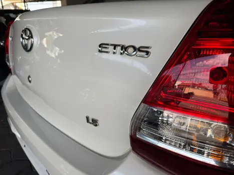 TOYOTA Etios Sedan 1.5 16V 4P FLEX XLS AUTOMTICO, Foto 7
