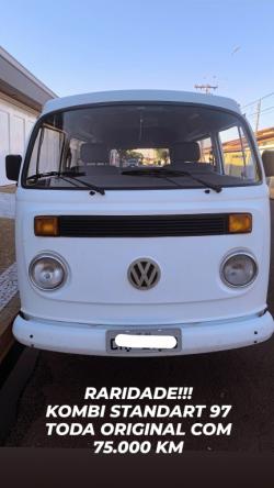 VOLKSWAGEN Kombi 1.6 STD 9 LUGARES