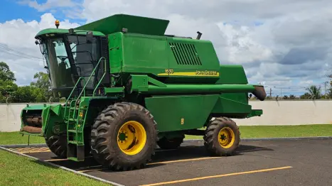 JOHN DEERE 1550 , Foto 6
