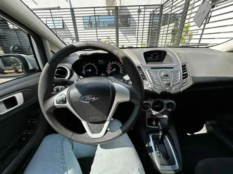 FORD Fiesta Hatch 1.6 16V 4P FLEX SEL POWERSHIFT AUTOMTICO, Foto 4