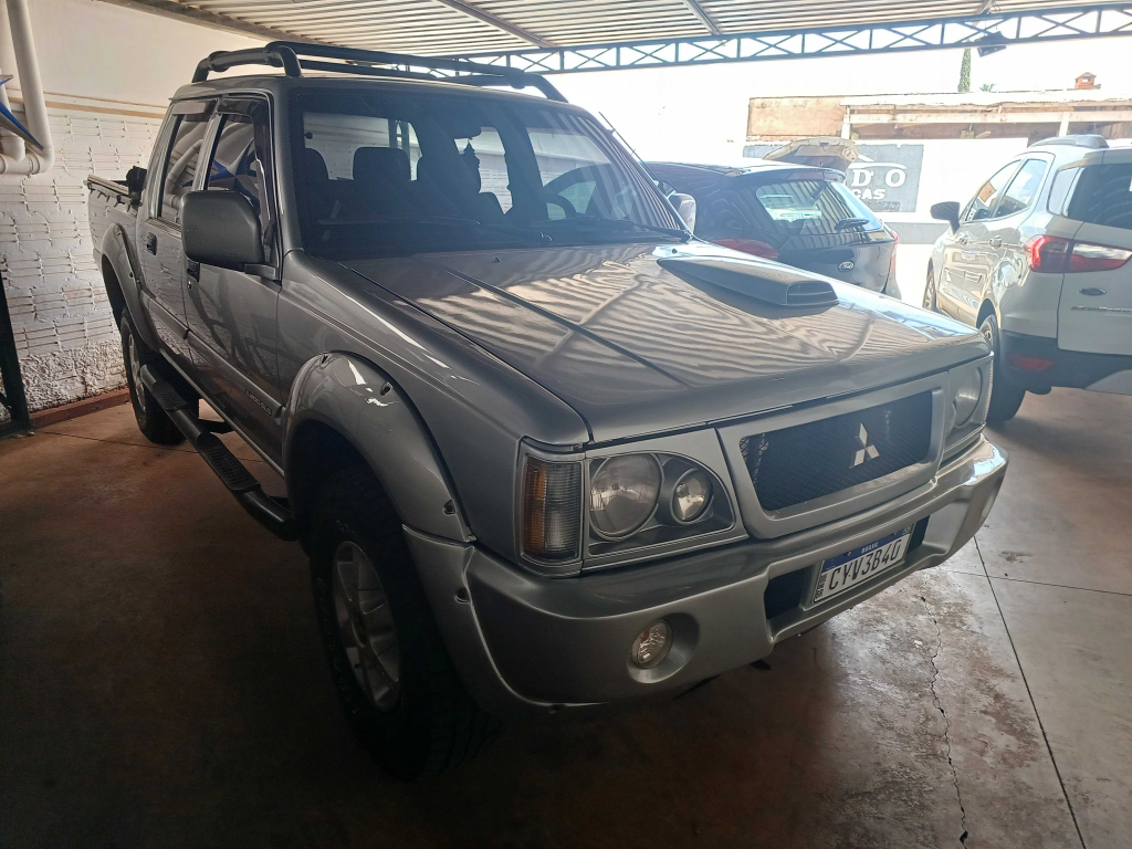 Mitsubishi l 200 2.5 Gls 4x4 Cabine Dupla Turbo Diesel 2002