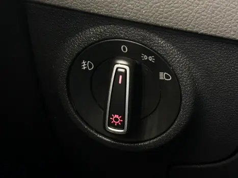 VOLKSWAGEN Virtus 1.0 4P 200 TSI FLEX COMFORTLINE AUTOMTICO, Foto 10