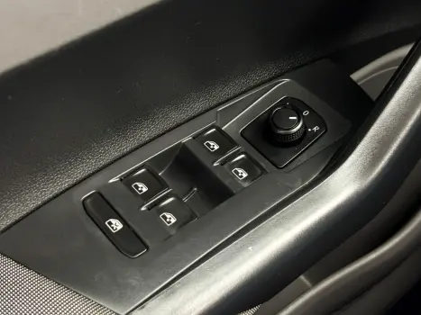 VOLKSWAGEN Virtus 1.0 4P 200 TSI FLEX COMFORTLINE AUTOMTICO, Foto 15