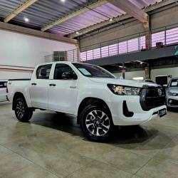 TOYOTA Hilux Caminhonete 2.8 16V 4P POWER PACK TURBO DIESEL 4X4 CABINE DUPLA
