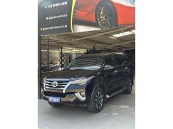 TOYOTA Hilux SW4 2.8 16V 4P SRX 4X4 7 LUGARES TURBO DIESEL AUTOMTICO