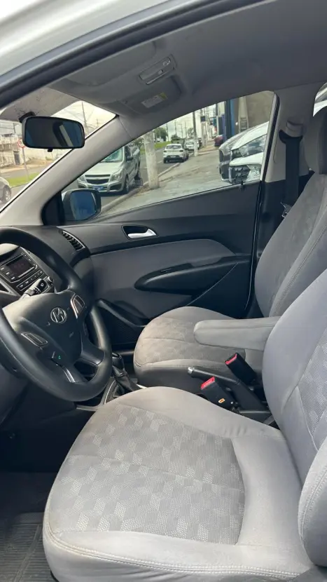 HYUNDAI HB 20 Sedan 1.6 16V 4P FLEX COMFORT PLUS AUTOMTICO, Foto 7