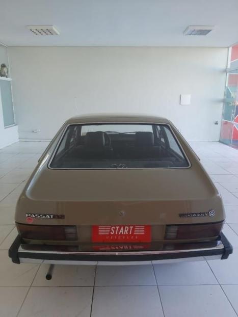 VOLKSWAGEN Passat 1.6 LS, Foto 7