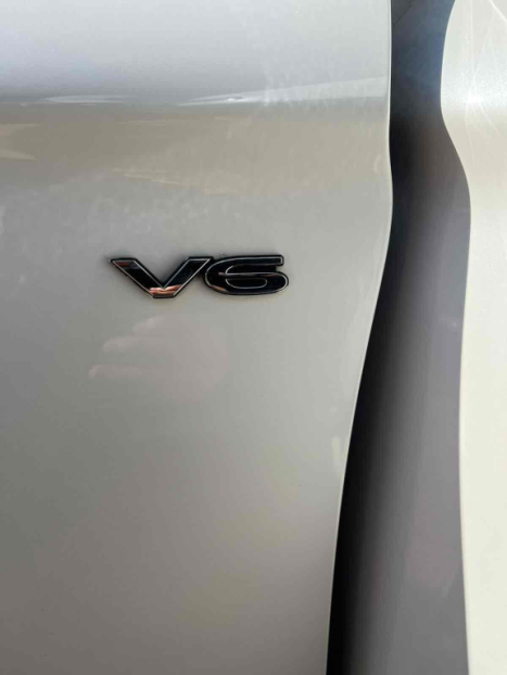 MITSUBISHI Outlander 3.0 V6 24V 4P GT 4X4 AUTOMTICO, Foto 18