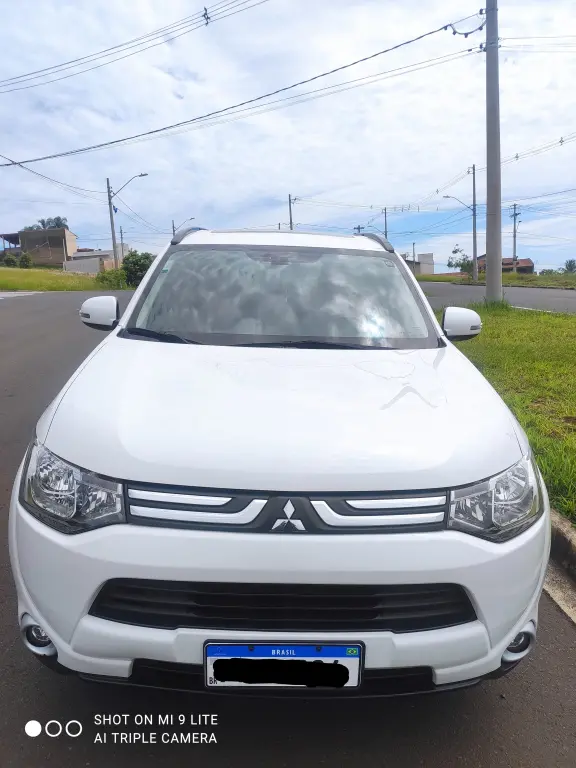 Mitsubishi outlander 2.0 16v 4p Automático 2015