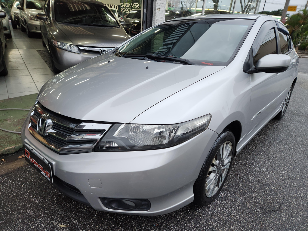 Honda city Sedan 1.5 16v 4p Lx Flex Automático 2014
