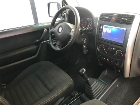 SUZUKI Jimny 1.3 16V 4 ALL 4X4, Foto 13