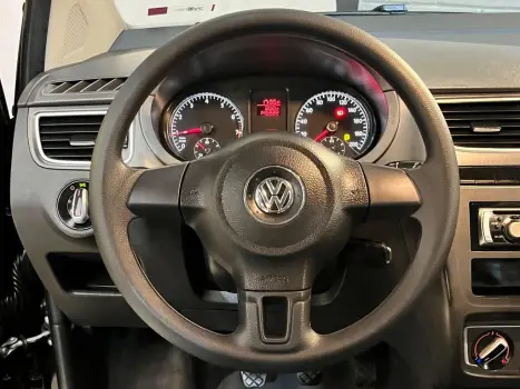 VOLKSWAGEN Fox 1.0 4P FLEX, Foto 4