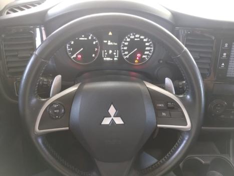 MITSUBISHI Outlander 2.0 16V 4P HPE AUTOMTICO, Foto 8