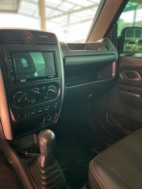 SUZUKI Jimny 1.3 16V 4 ALL 4X4, Foto 9