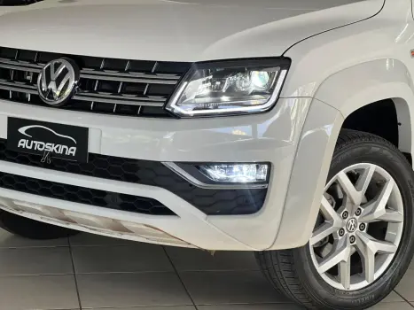 VOLKSWAGEN Amarok 3.0 V6 CABINE DUPLA HIGHLINE 4X4 TURBO INTERCOOLER AUTOMTICO, Foto 2