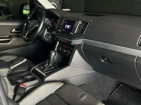 VOLKSWAGEN Amarok 3.0 V6 CABINE DUPLA HIGHLINE 4X4 TURBO INTERCOOLER AUTOMTICO, Foto 17