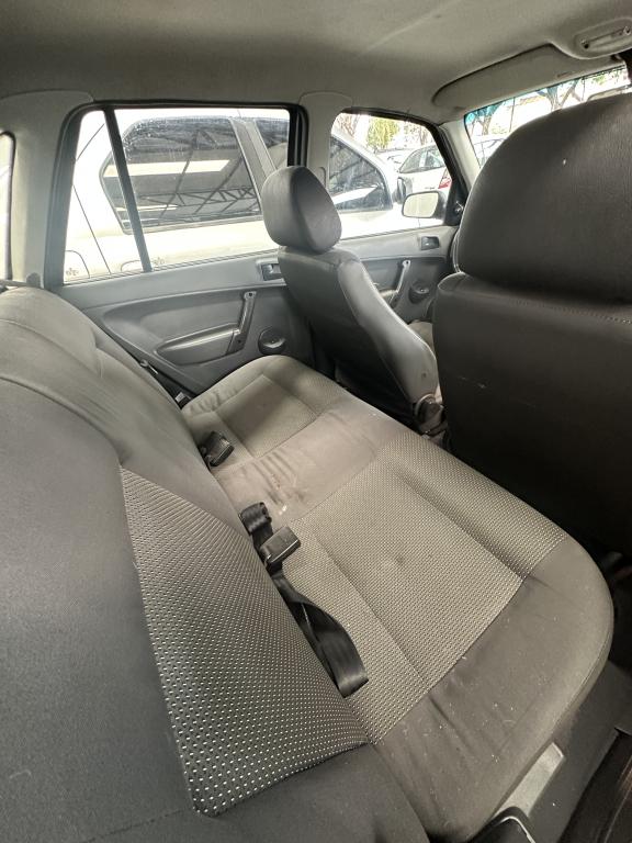 VOLKSWAGEN Gol - Foto