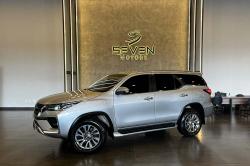 TOYOTA Hilux SW4 2.8 16V 4P SRX 4X4 7 LUGARES TURBO DIESEL AUTOMTICO