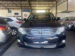 TOYOTA Hilux SW4 3.0 16V 4P SRV 4X4 7 LUGARES TURBO DIESEL AUTOMTICO