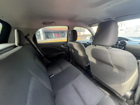 TOYOTA Etios Hatch 1.3 16V 4P FLEX X, Foto 5