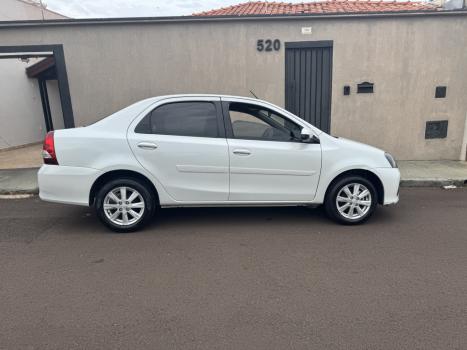 TOYOTA Etios Sedan 1.5 16V 4P FLEX X PLUS AUTOMTICO, Foto 3