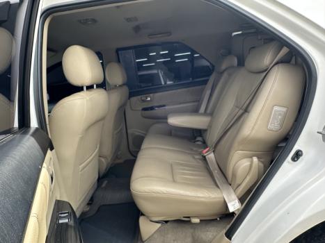 TOYOTA Hilux SW4 3.0 16V 4P SRV 4X4 7 LUGARES TURBO DIESEL AUTOMTICO, Foto 10