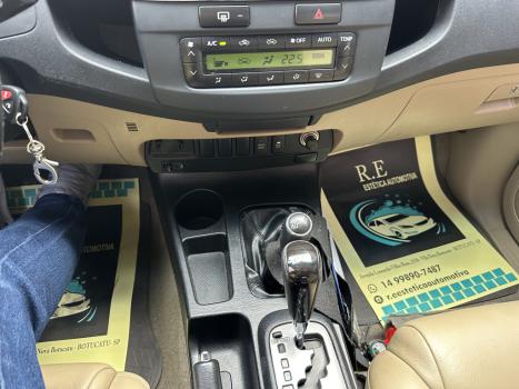 TOYOTA Hilux SW4 3.0 16V 4P SRV 4X4 7 LUGARES TURBO DIESEL AUTOMTICO, Foto 14