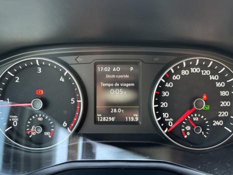 VOLKSWAGEN Amarok 3.0 V6 CABINE DUPLA HIGHLINE EXTREME 4X4 TURBO INTERCOOLER AUTOMTICO, Foto 19