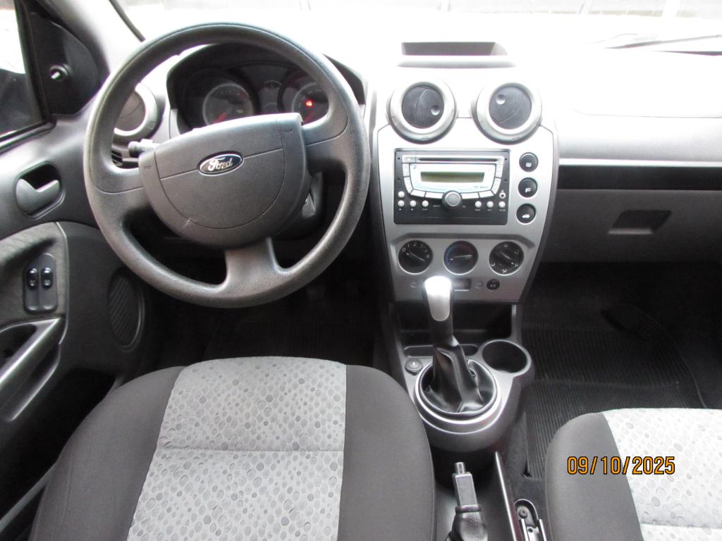 FORD Fiesta Hatch - Foto