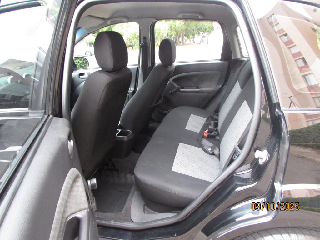 FORD Fiesta Hatch - Foto