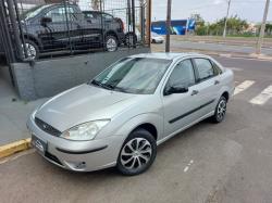 FORD Focus Sedan 1.6 4P GLX