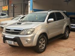 TOYOTA Hilux SW4 3.0 V6 12V 4P SRV 4X4 TURBO DIESEL AUTOMTICO