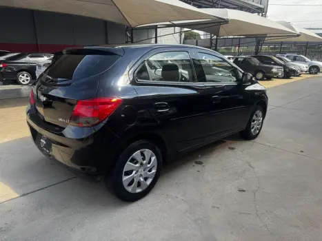 CHEVROLET Onix Hatch 1.4 4P FLEX LT, Foto 7