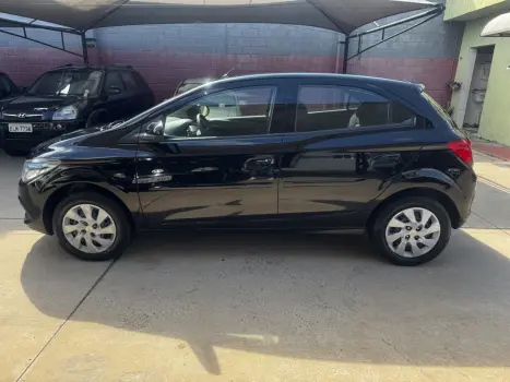 CHEVROLET Onix Hatch 1.4 4P FLEX LT, Foto 8