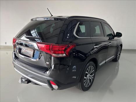 MITSUBISHI Outlander 2.2 16V 4P 4X4 DIESEL AUTOMTICO, Foto 6