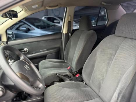 NISSAN Tiida Sedan 1.8 16V 4P FLEX, Foto 7