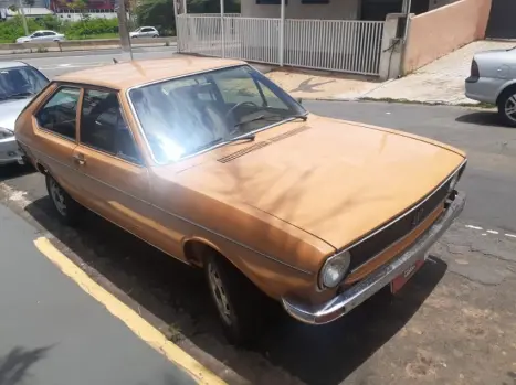 VOLKSWAGEN Passat 1.6 LS, Foto 9