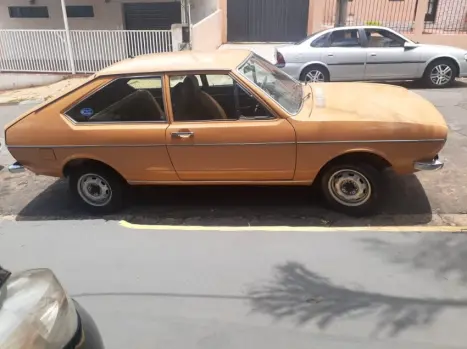 VOLKSWAGEN Passat 1.6 LS, Foto 10