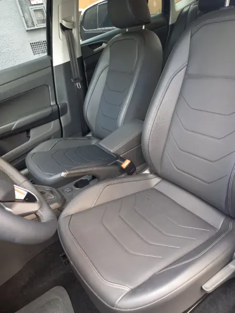 VOLKSWAGEN Virtus 1.0 4P 200 TSI FLEX COMFORTLINE AUTOMTICO, Foto 5